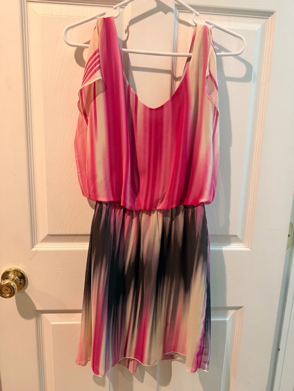 Pink Ombre Sleeveless V-Neck Chiffon Dress